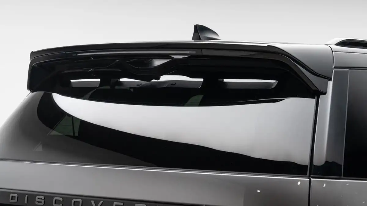 2023-land-rover-discovery-30-d300-dynamic-se-big-35