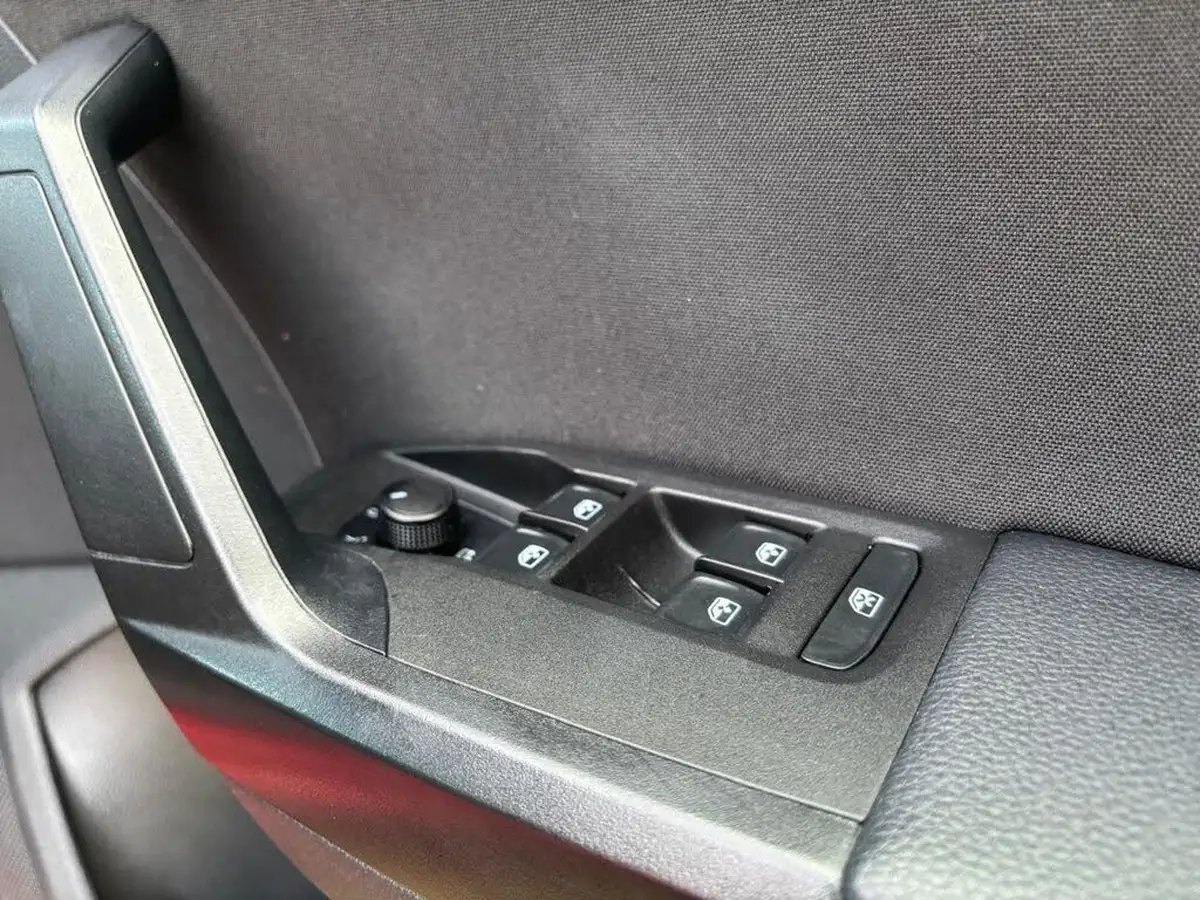 2022-seat-arona-10-tsi-fr-dsg-big-31