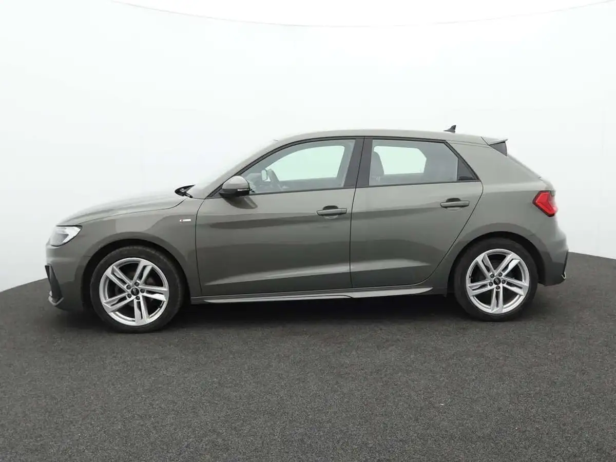 2022-audi-a1-10-25-tfsi-s-line-big-4