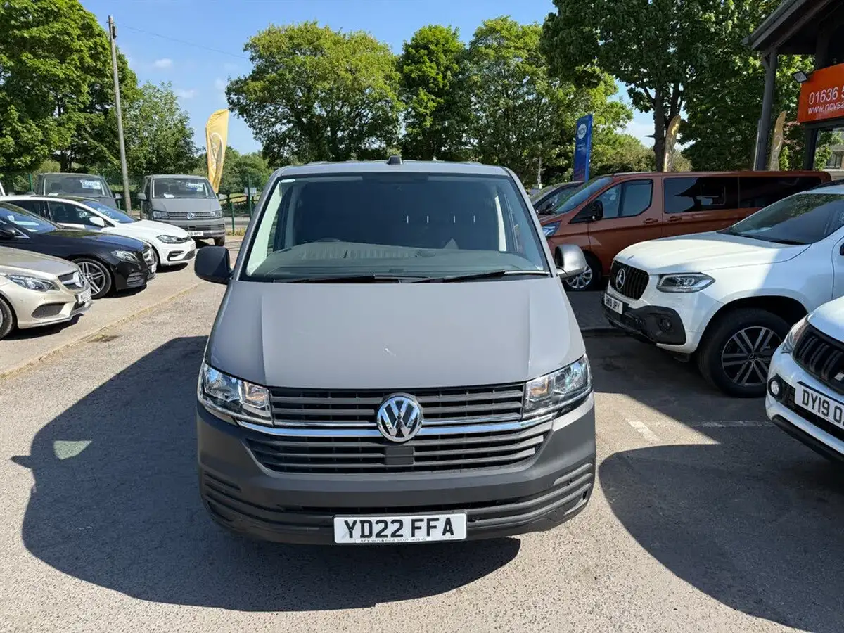 2022-volkswagen-transporter-20tdi-t28-startline-bmt-swb-90pseu6dt-e-big-15