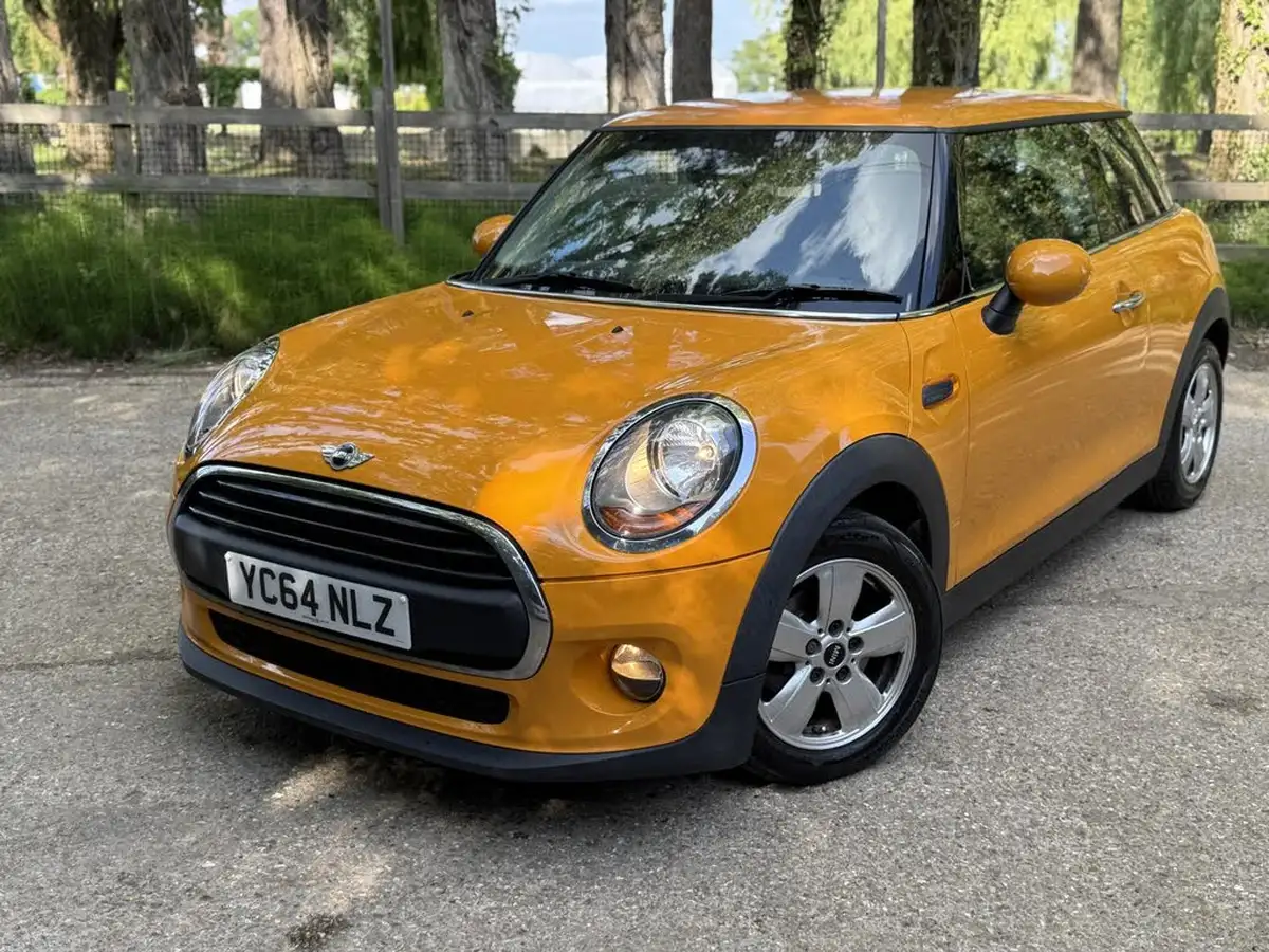 2014-mini-cooper-12-one-media-xlss-3d-big-4