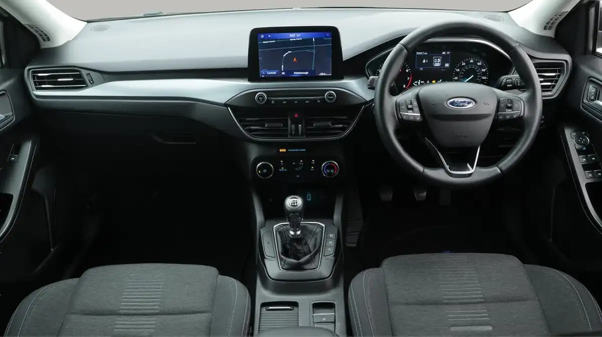 2019-ford-focus-10t-active-hatchback-big-13