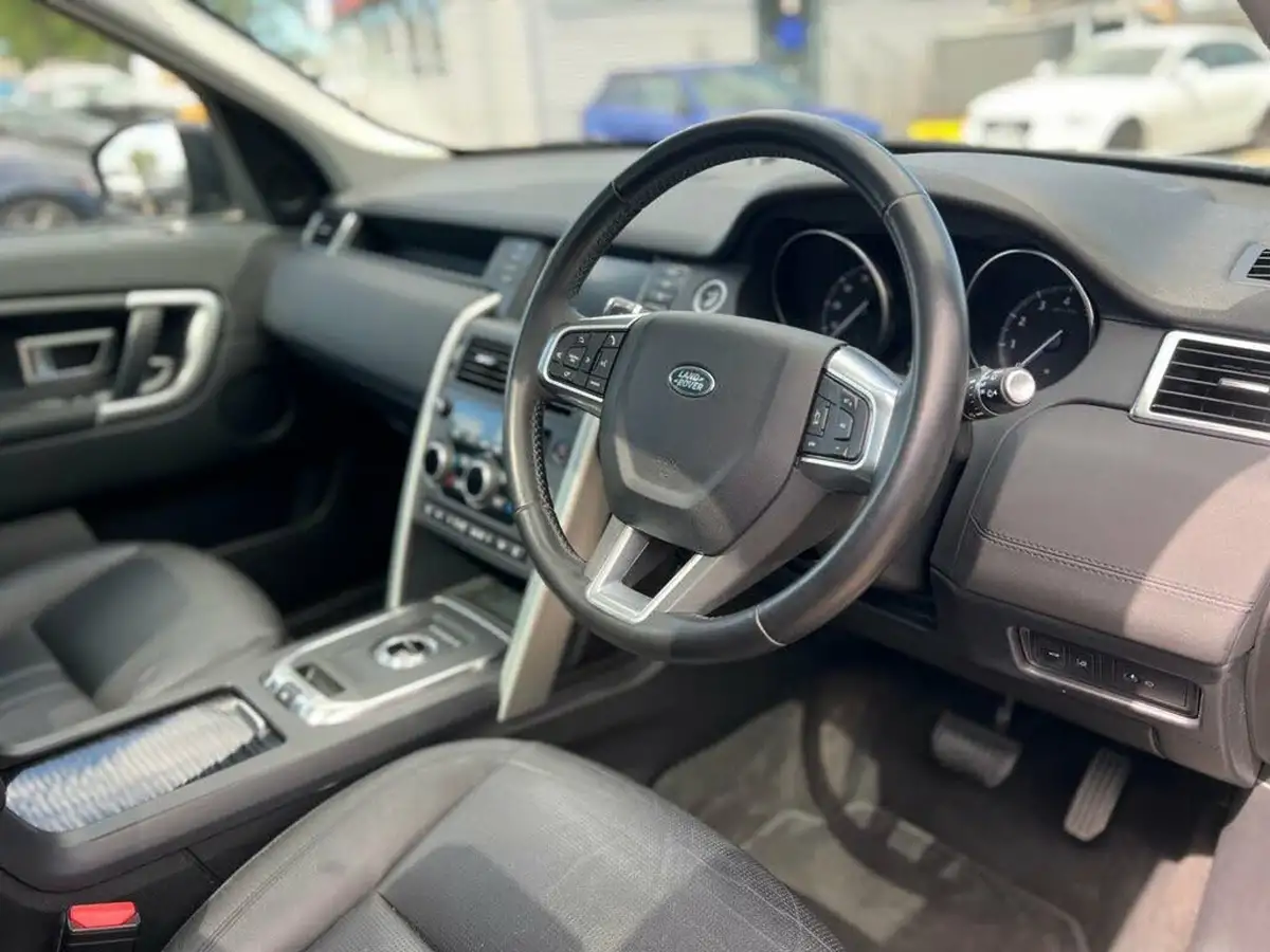2019-land-rover-discovery-sport-20-si4-hse-big-8