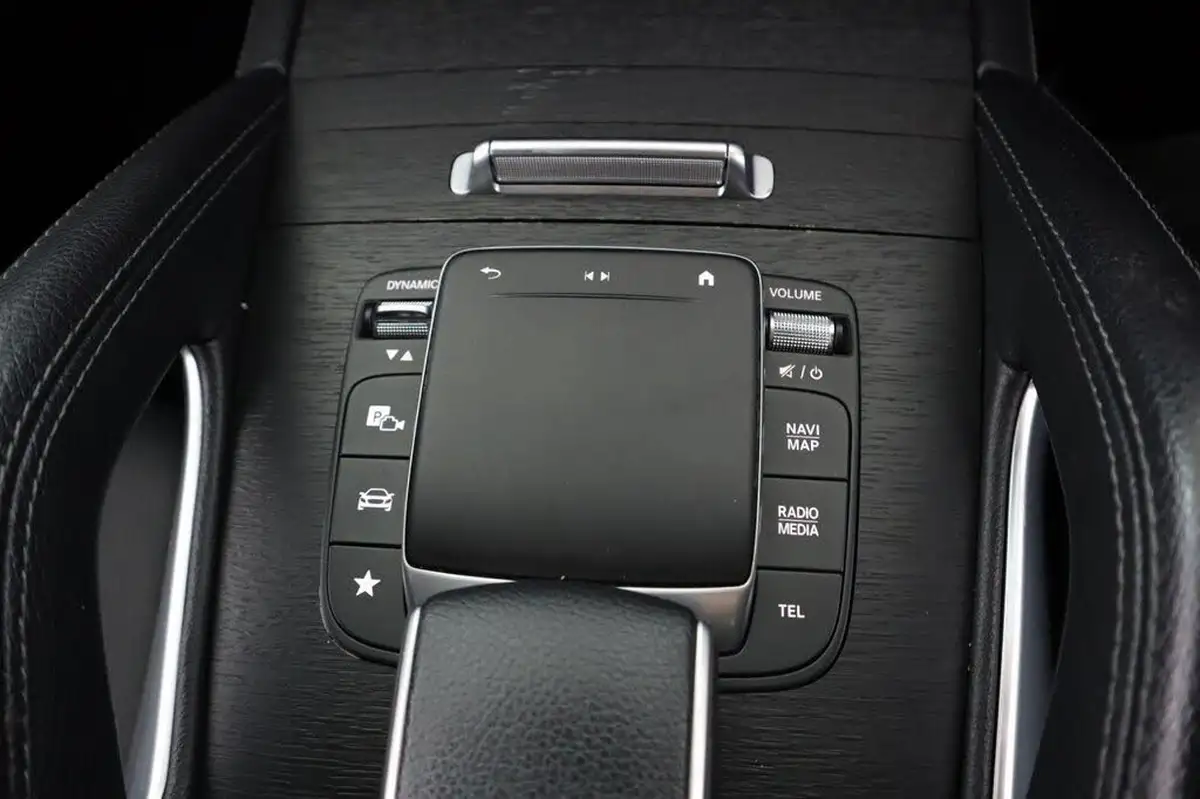 2022-mercedes-benz-gle-class-29d-gle400d-amg-line-premium-big-24