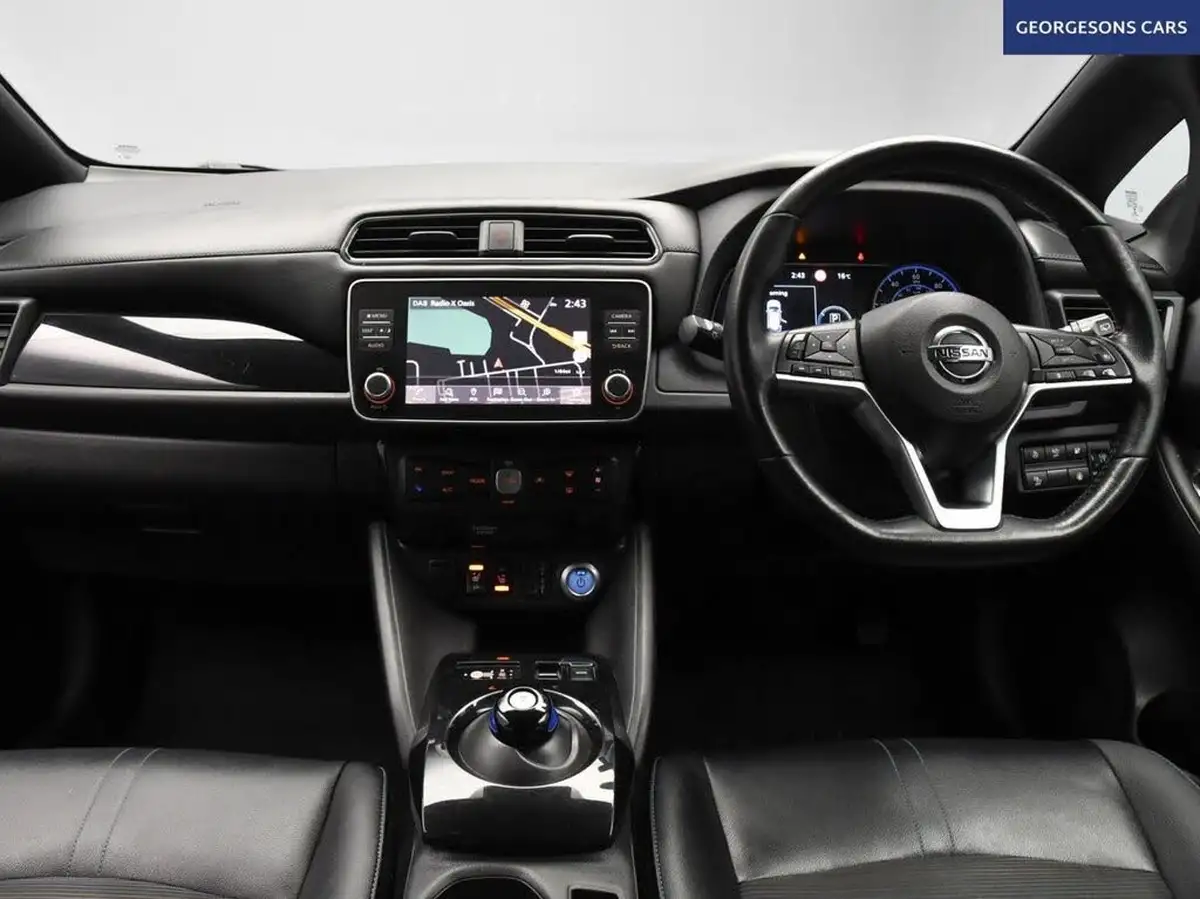 2022-nissan-leaf-e-e-n-connecta-big-12