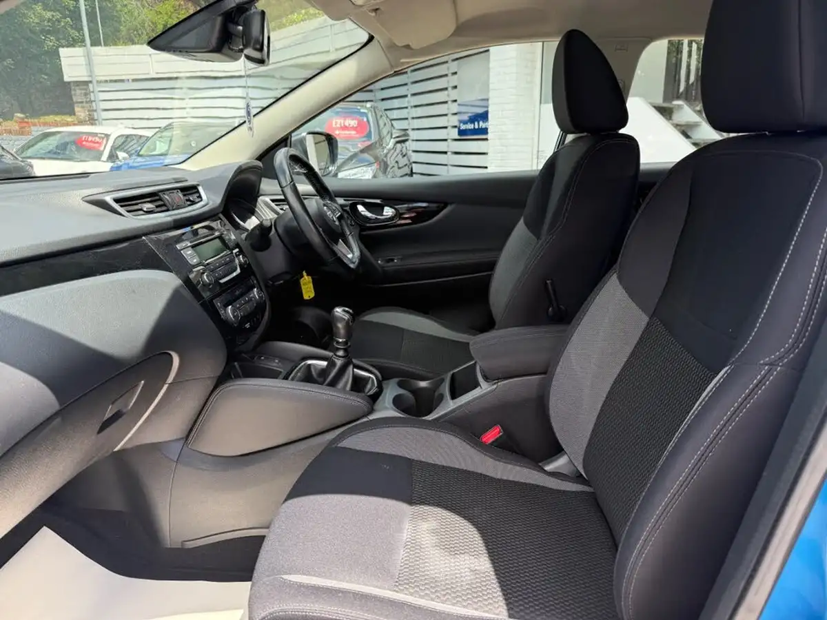 2018-nissan-qashqai-12-dig-t-acenta-big-33