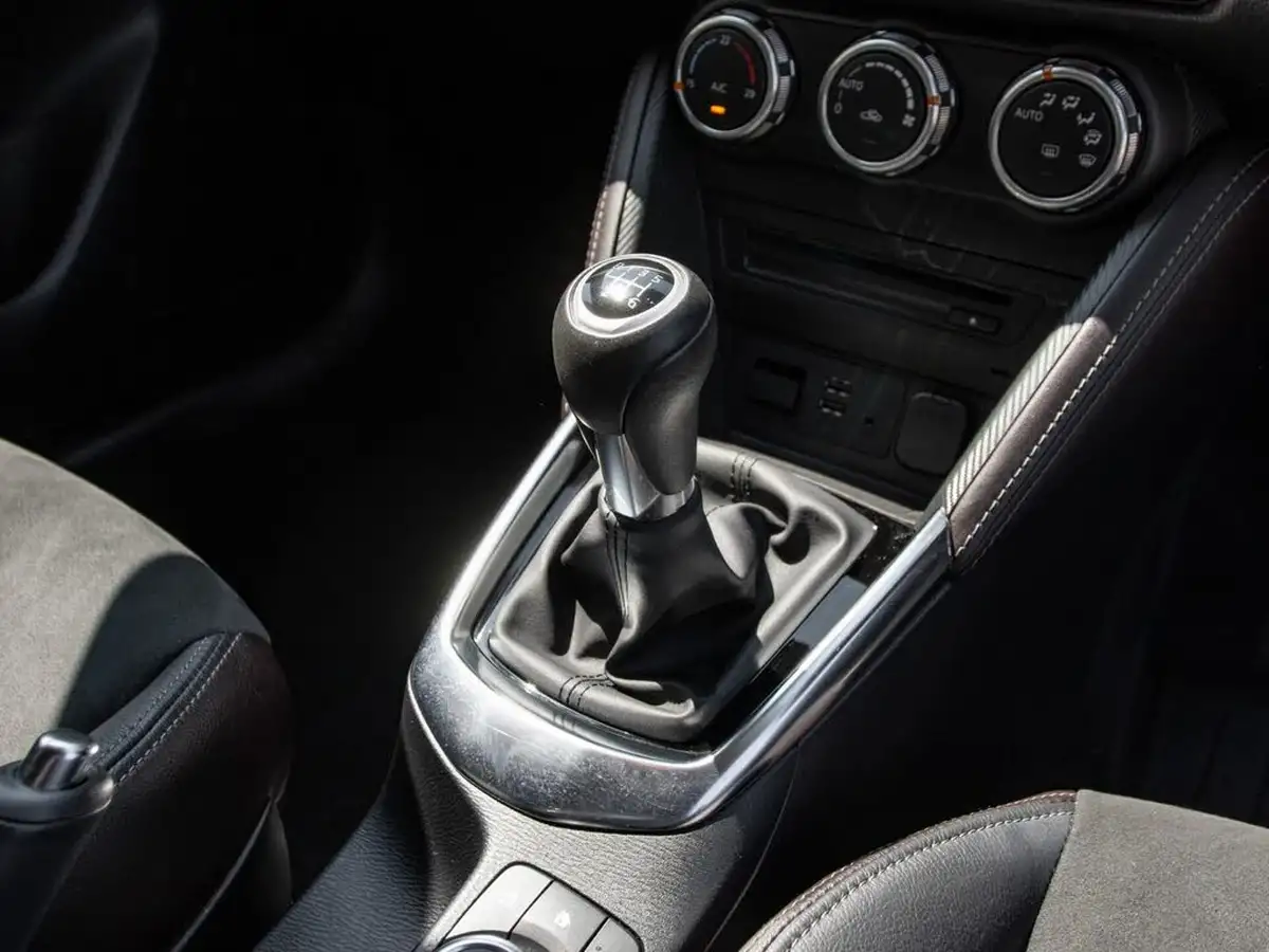 2019-mazda-mazda2-15-gt-sport-nav-115ps-big-31