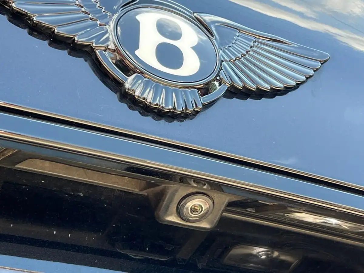2017-bentley-bentayga-60-w12-big-41
