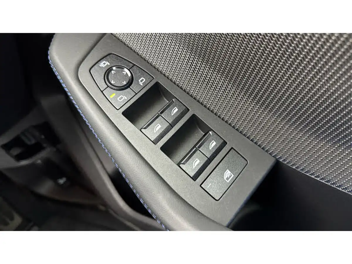 2025-bmw-2-series-20-m235i-xdrive-296bhp-big-30