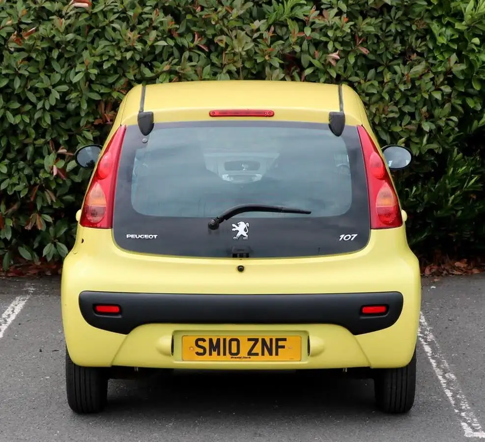 2010-peugeot-107-10-urban-5d-2-tronic-big-6