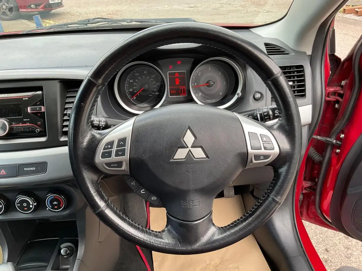2011-mitsubishi-lancer-20td-juro-big-19