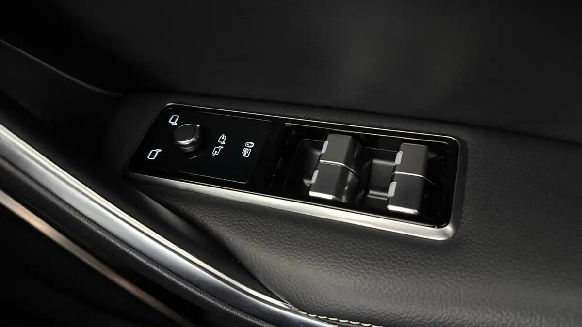 2022-jaguar-f-pace-20-p400e-r-dynamic-s-big-21