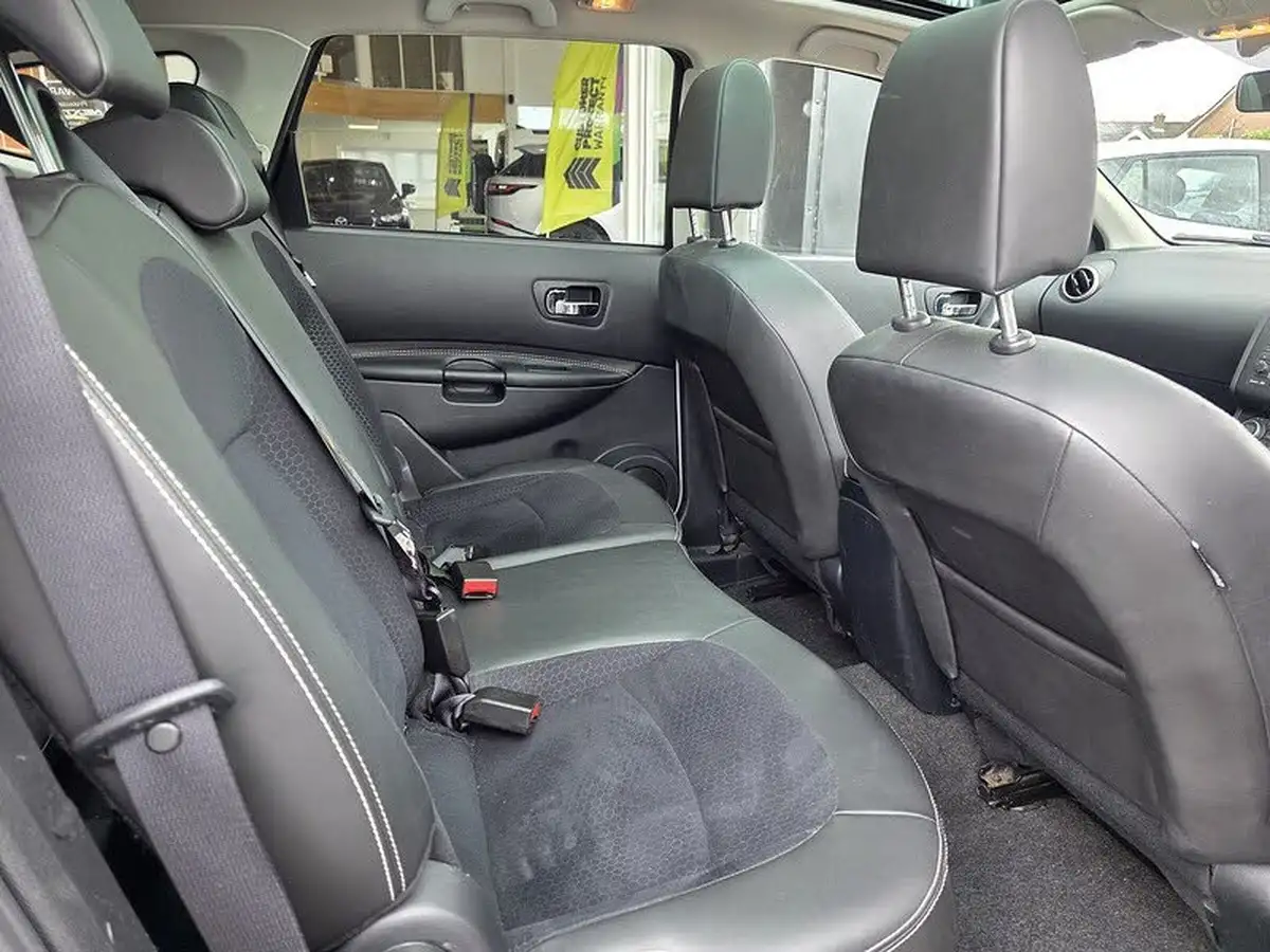 2013-nissan-qashqai2-15td-360-big-23