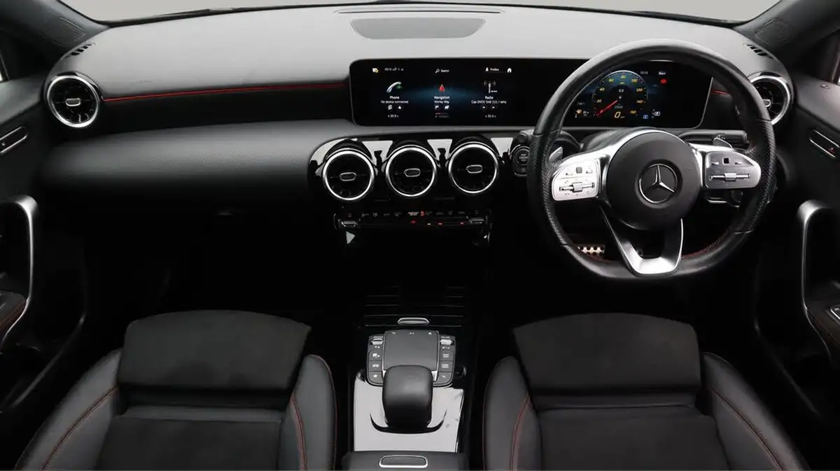 2020-mercedes-benz-a-class-13-a180-amg-line-executive-hatchback-5d-7g-dct-big-13