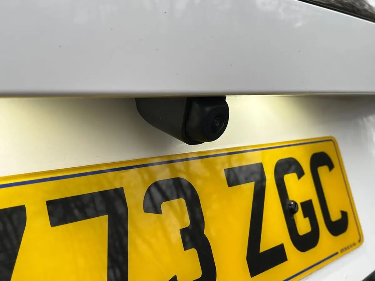 2023-kia-ev6-e-gt-big-30