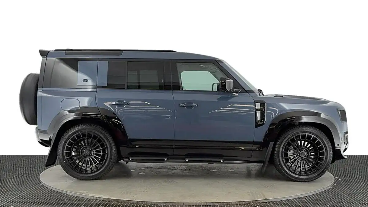 2024-land-rover-110-defender-30-d300-x-dynamic-hse-big-2