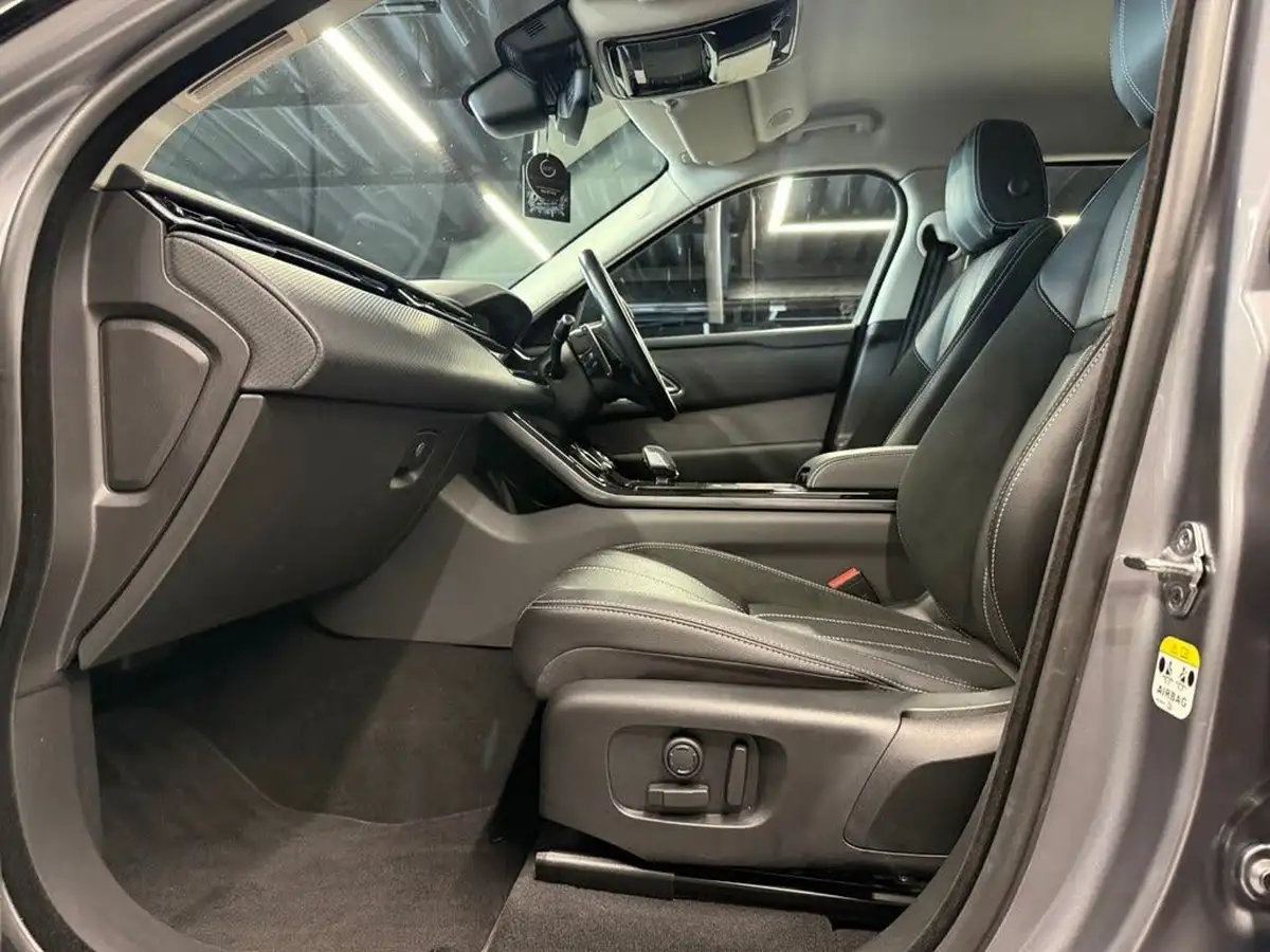 2022-land-rover-range-rover-velar-20-d200-r-dynamic-se-big-30