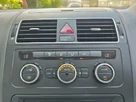 2014-volkswagen-touran-small-35