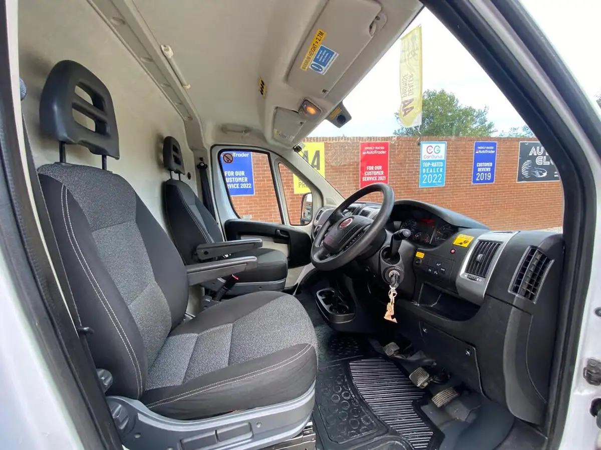 2017-fiat-ducato-20td-35-lh2-panel-big-7