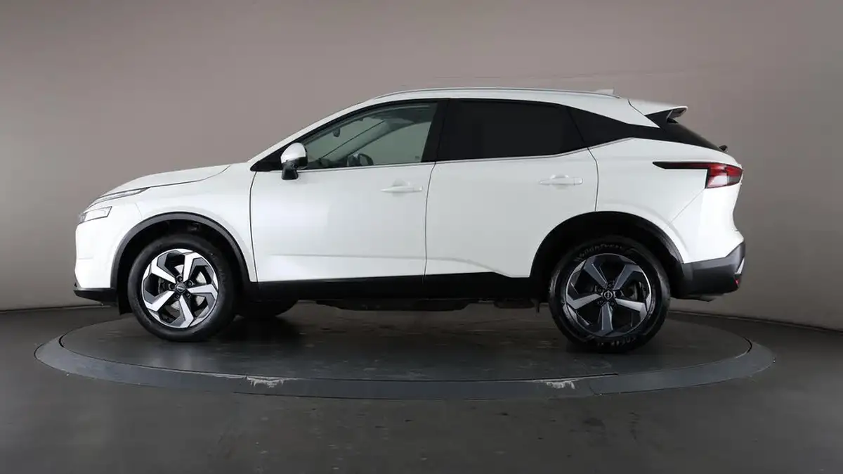 2022-nissan-qashqai-13-dig-t-n-connecta-140ps-big-34