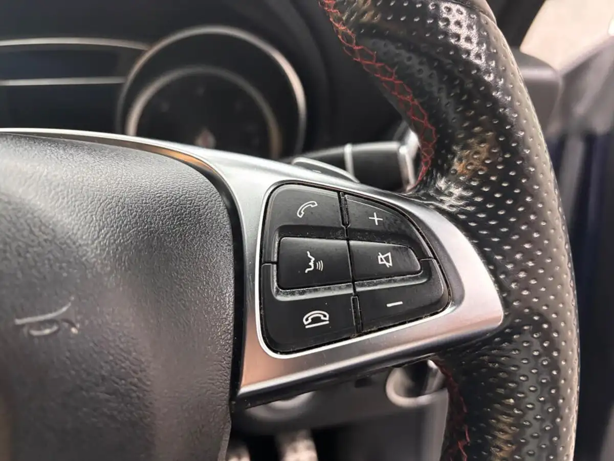 2017-mercedes-benz-cla-21d-cla-220-amg-line-coupe-4d-big-39