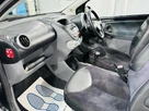 2009-toyota-aygo-10-aygo-black-3d-small-13