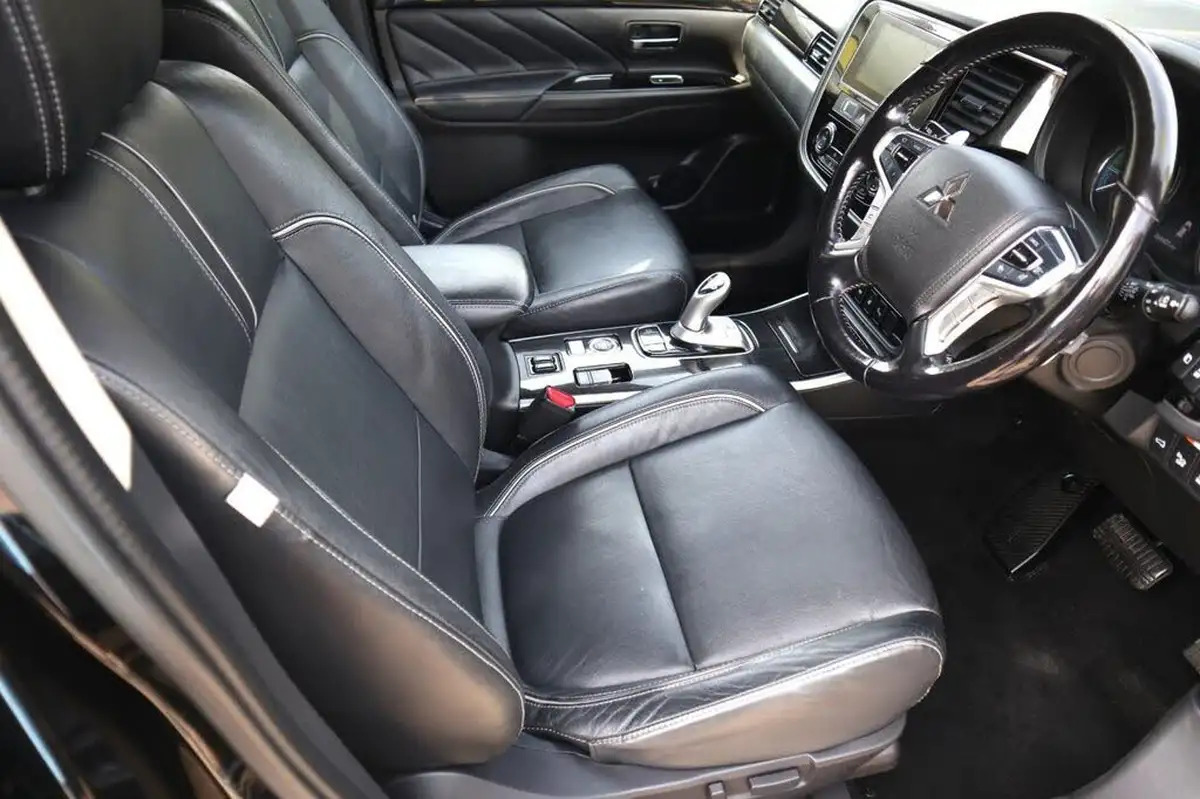 2018-mitsubishi-outlander-20-4hs-phev-5st-big-54