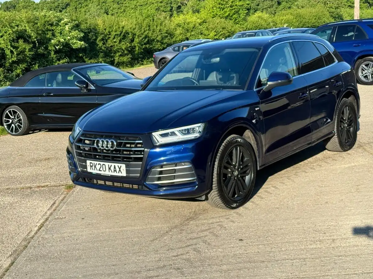 2020-audi-q5-20-55-tfsi-e-s-line-competition-big-20