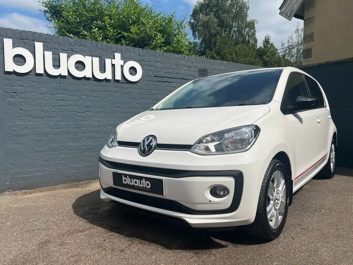 2017-volkswagen-up-10-high-up-75ps-5d-big-0