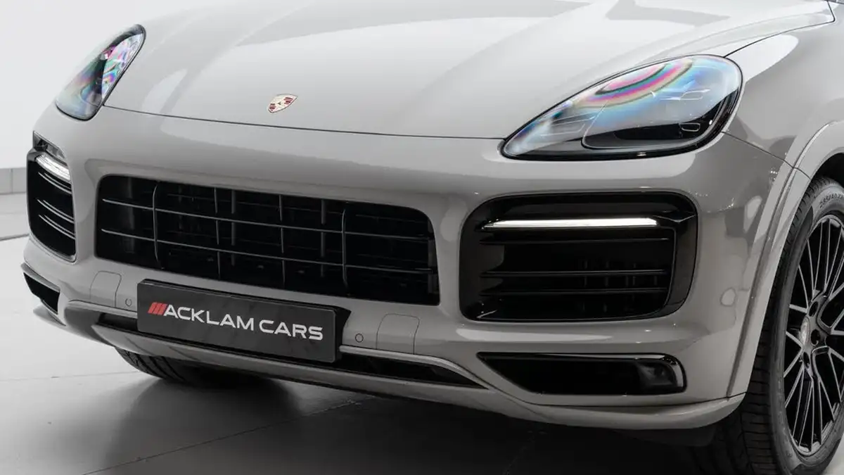 2020-porsche-cayenne-40-v8-gts-coupe-big-8