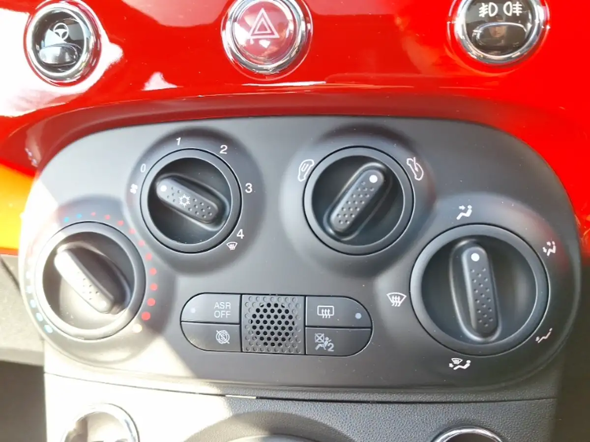 2025-fiat-500-10-big-10