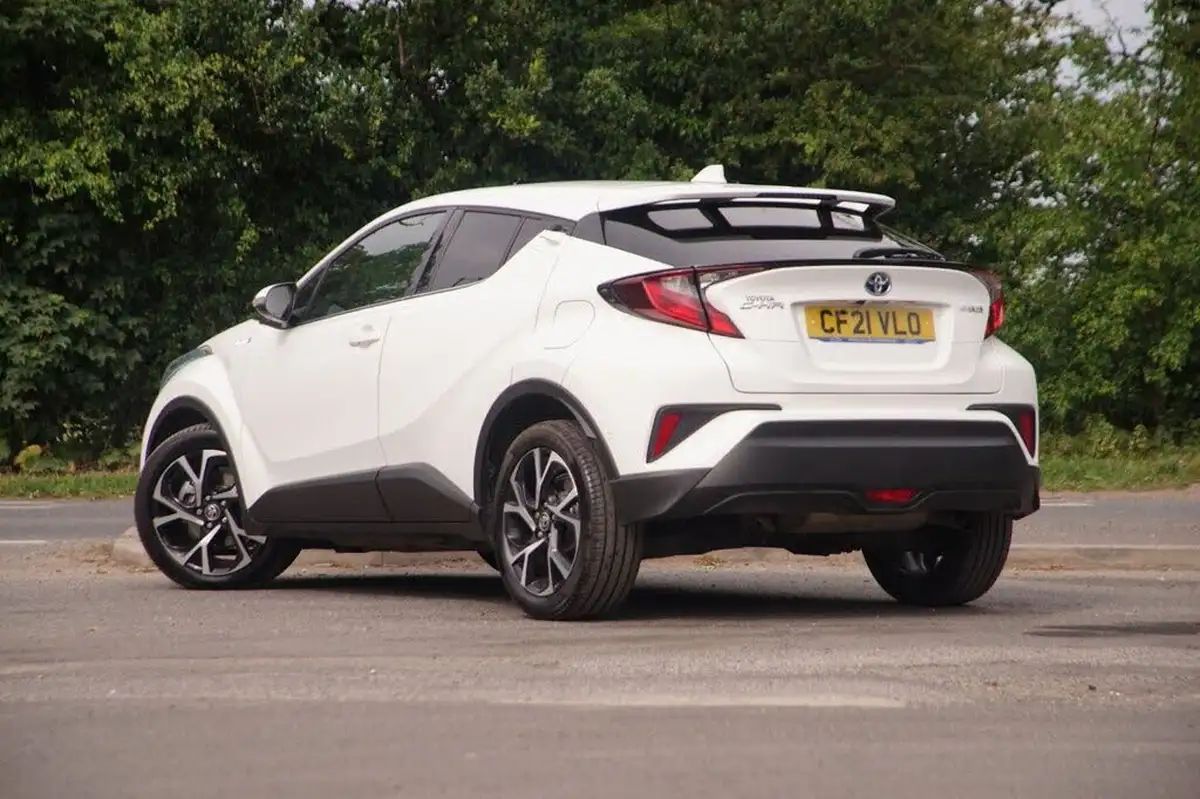 2021-toyota-c-hr-18-vvt-i-design-big-1