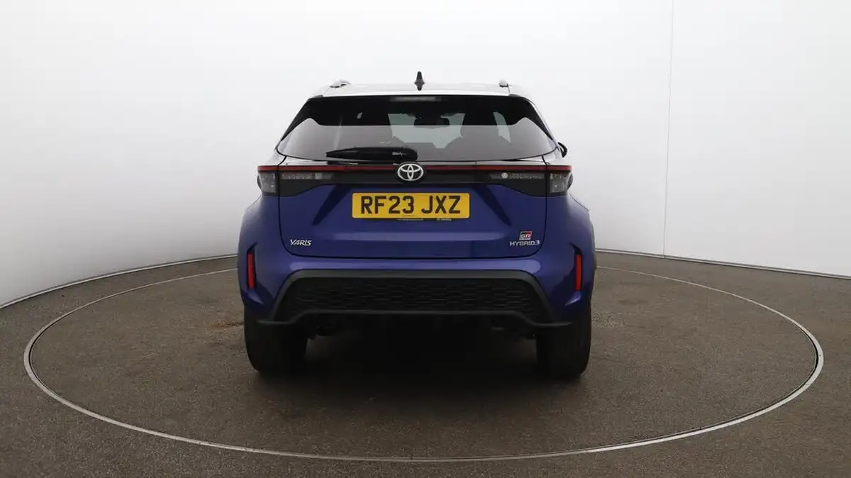 2023-toyota-yaris-cross-15-vvt-i-gr-sport-big-56