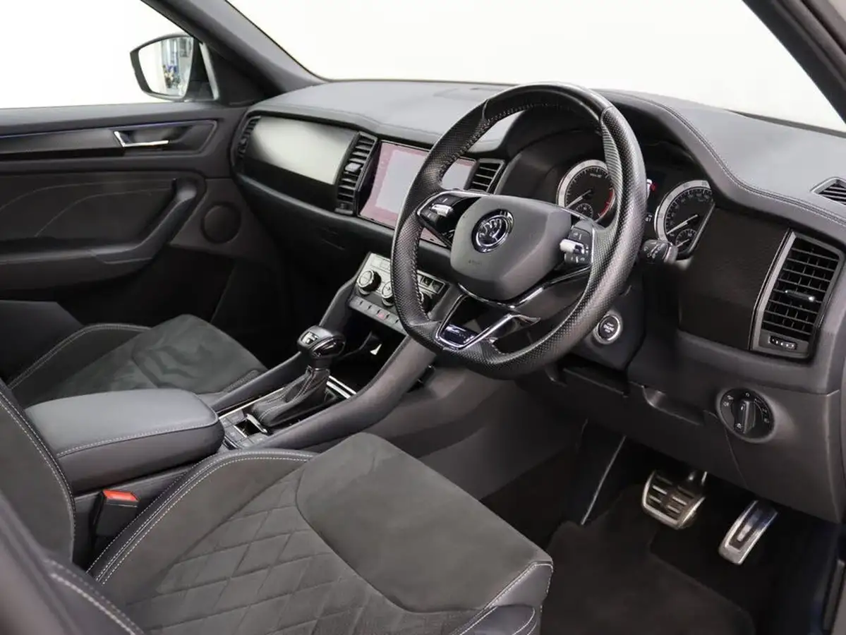 2021-skoda-kodiaq-20-tsi-sportline-big-9