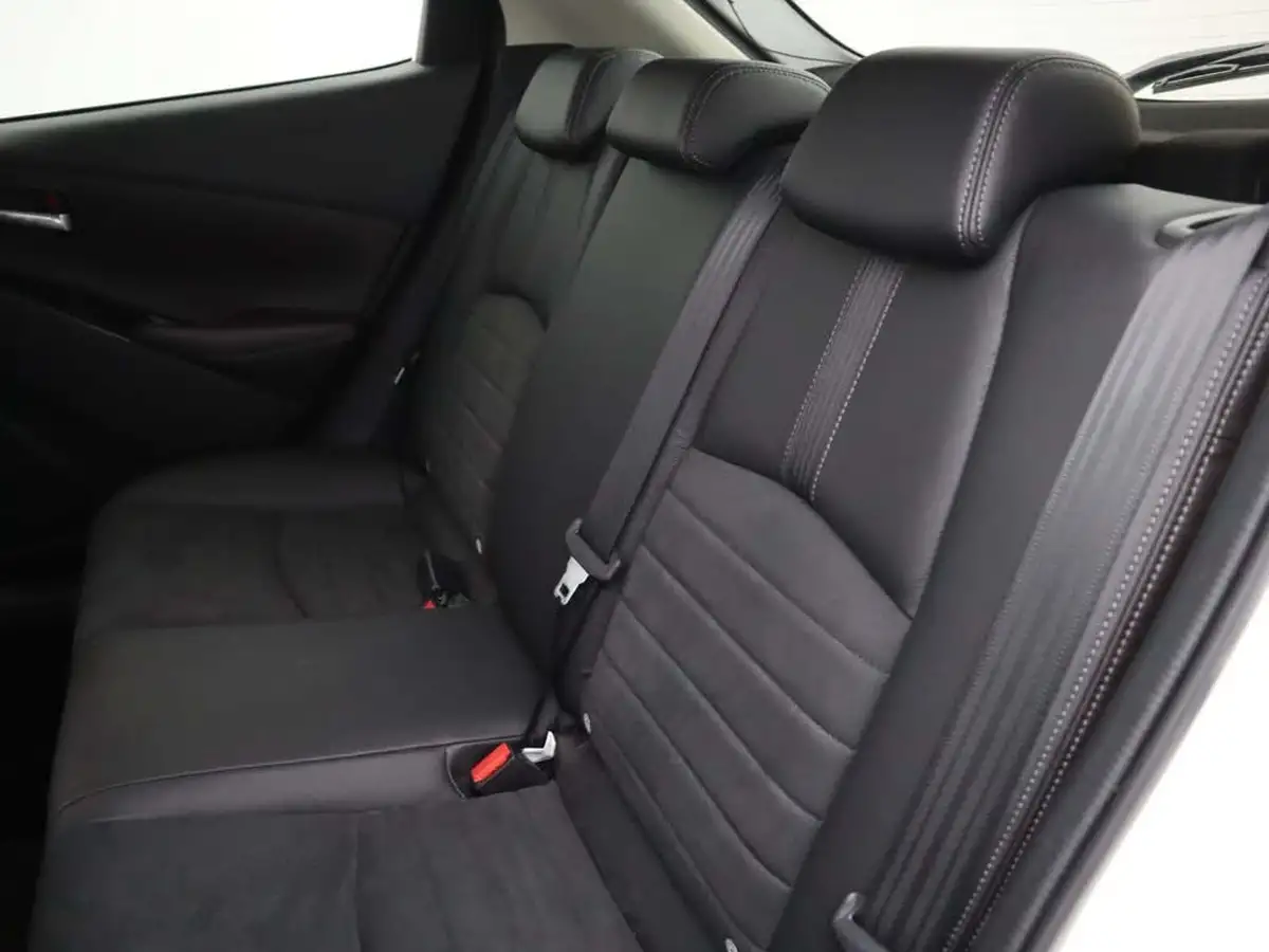 2019-mazda-mazda2-15-gt-sport-nav-115ps-big-14