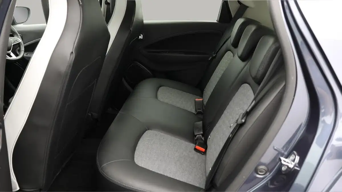 2020-renault-zoe-e-i-gt-line-rapid-charge-big-16
