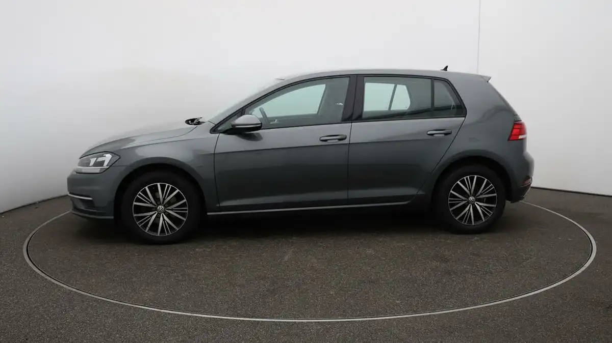 2019-volkswagen-golf-16tdi-se-hatchback-5d-dsg-big-63