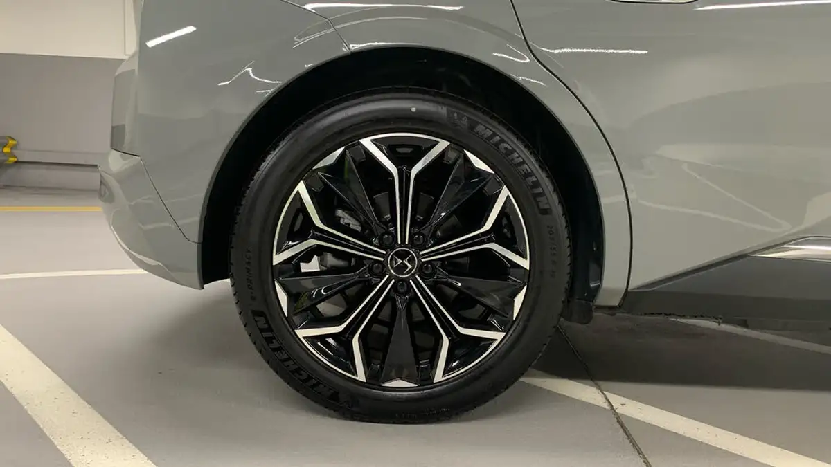 2024-ds-ds-4-e-tense-rivoli-big-15