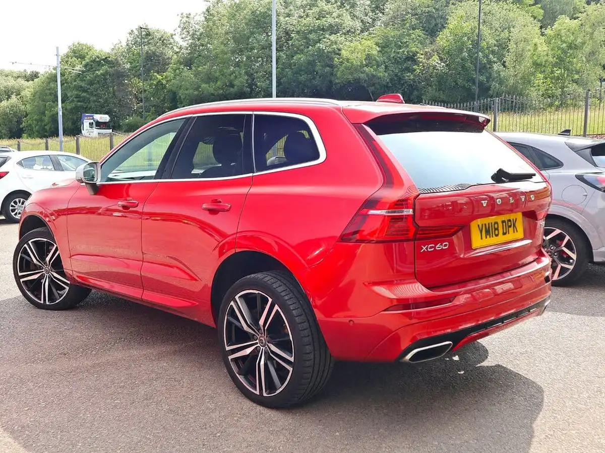 2018-volvo-xc60-20-t5-r-design-pro-250bhp-awd-big-1
