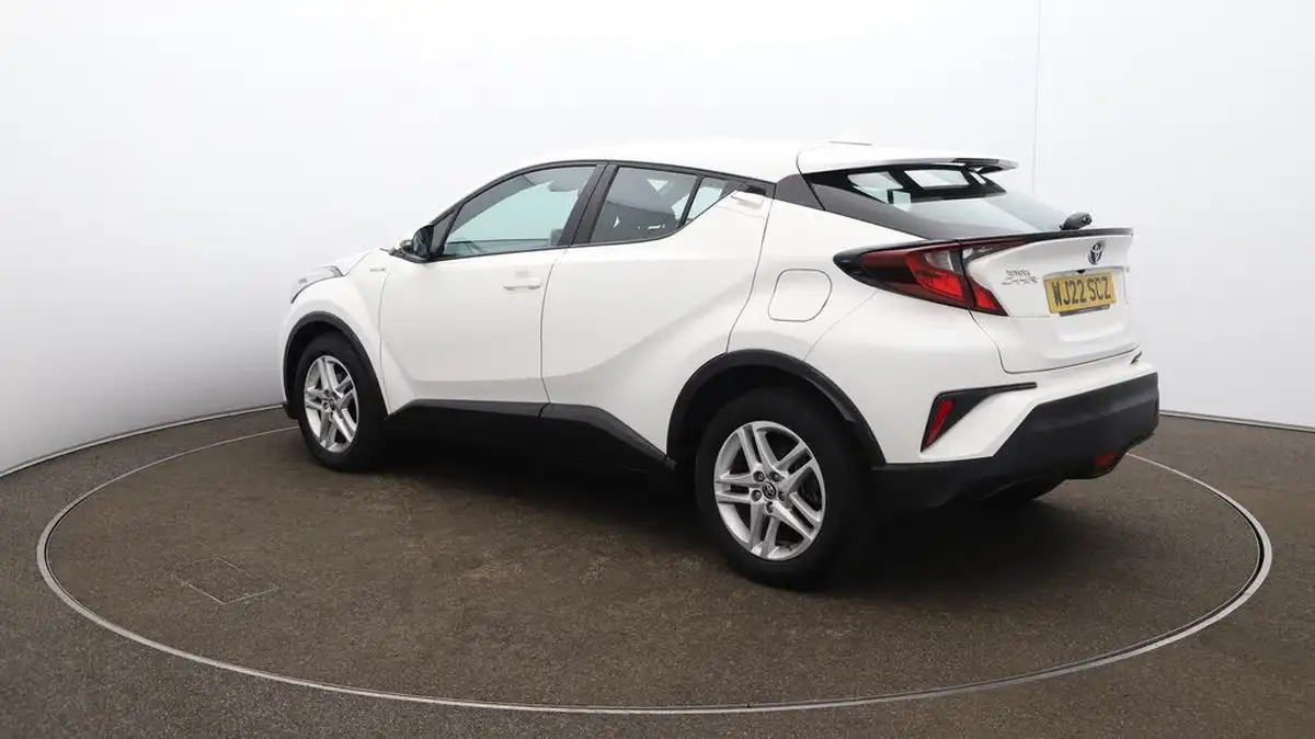 2022-toyota-c-hr-18-vvt-i-icon-big-64