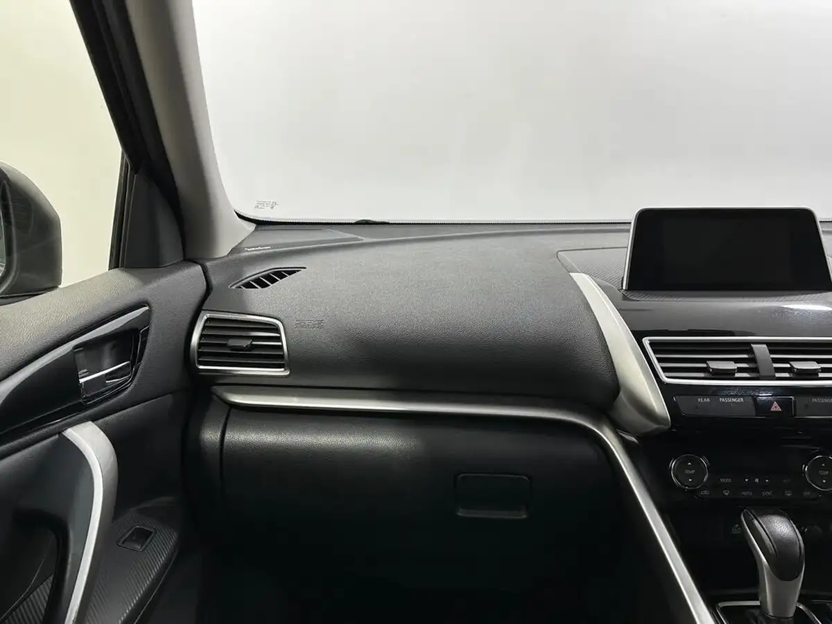 2018-mitsubishi-eclipse-cross-15-4-auto-big-27