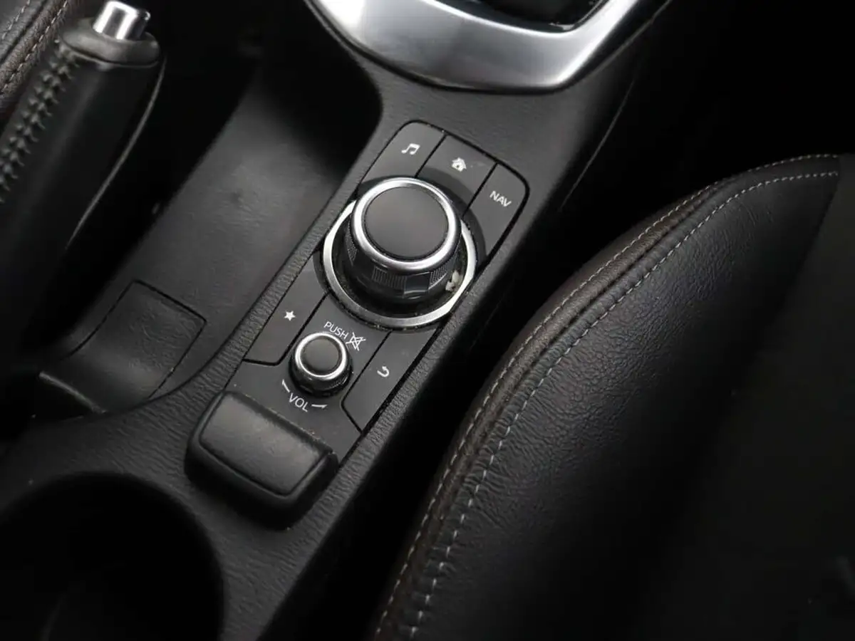 2019-mazda-mazda2-15-gt-sport-nav-115ps-big-30