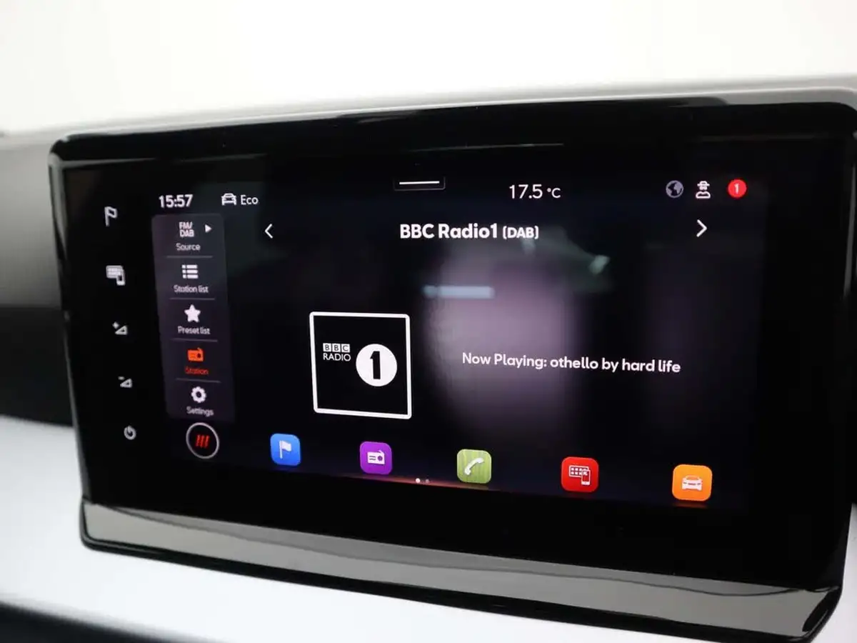 2022-seat-arona-15-tsi-fr-sport-big-20