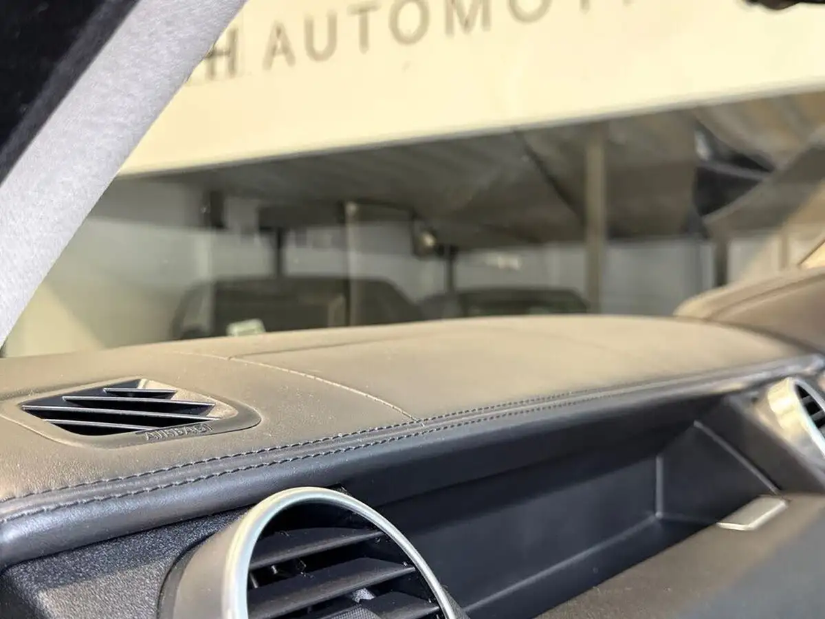 2015-land-rover-discovery-4-30-sd-v6-hse-lux-big-50