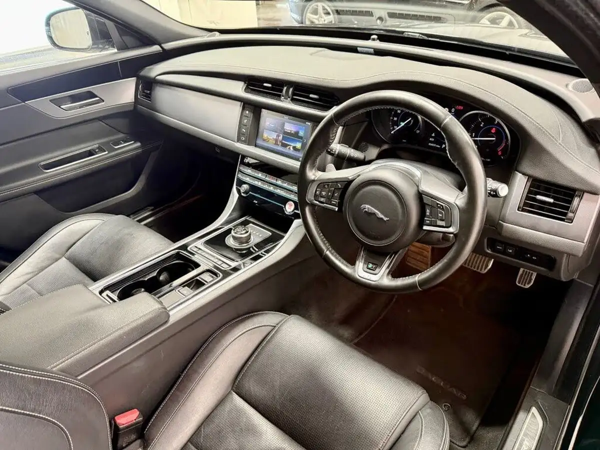 2018-jaguar-xf-20td-r-sport-180ps-sportbrake-5d-1999cc-auto-big-10