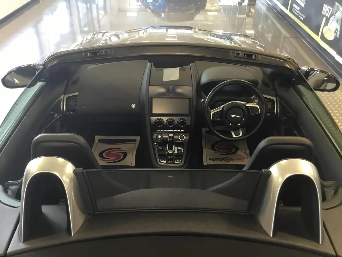 2022-jaguar-f-type-50-v8-p450-r-dynamic-rwd-convertible-big-16
