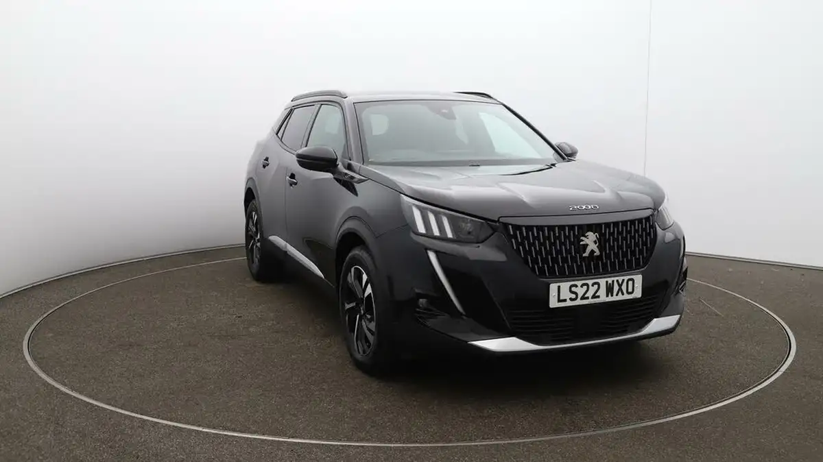2022-peugeot-2008-suv-12-puretech-gt-big-44