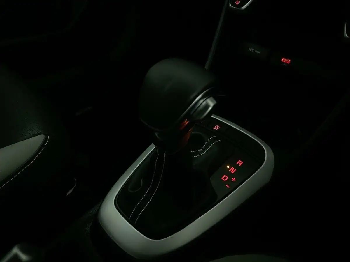2022-kia-picanto-10-x-line-auto-seq-big-20