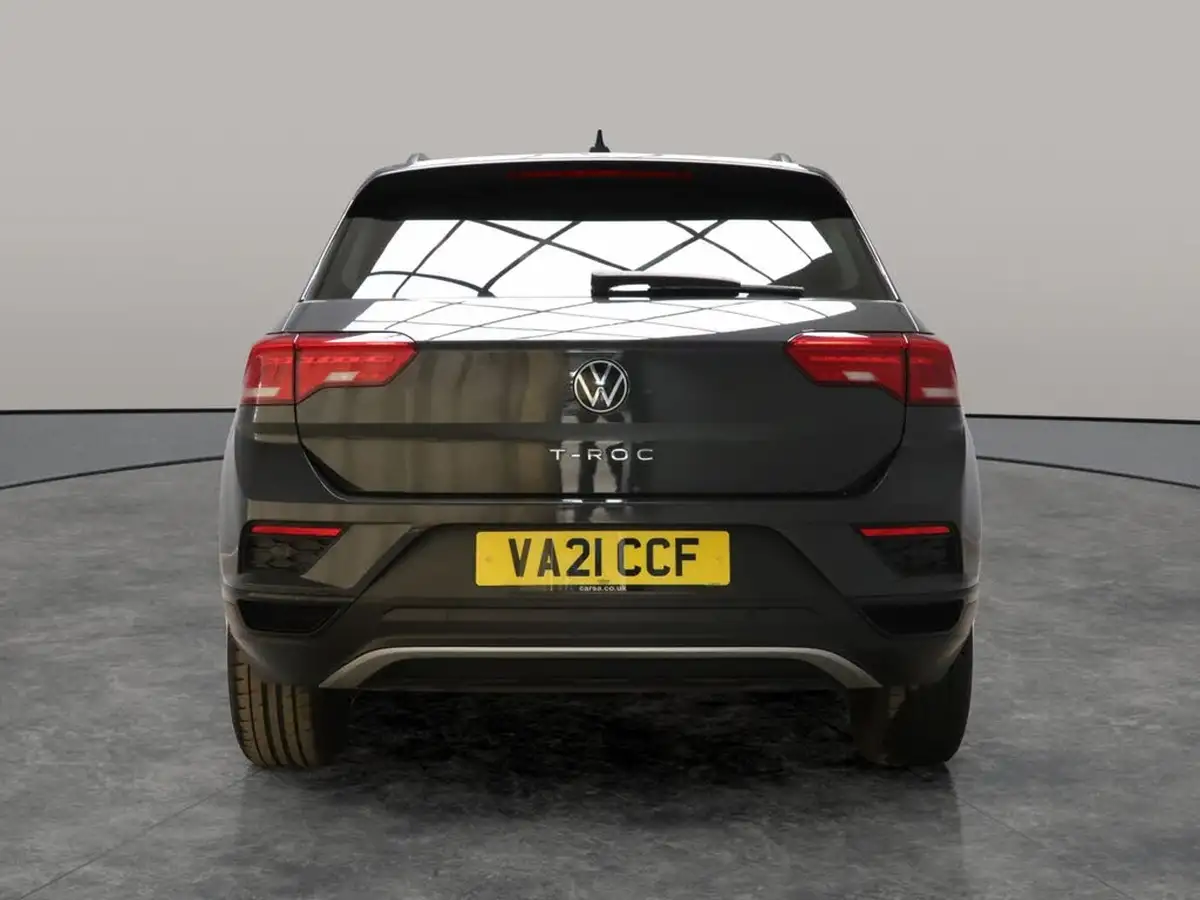 2021-volkswagen-t-roc-15-tsi-black-edition-big-12