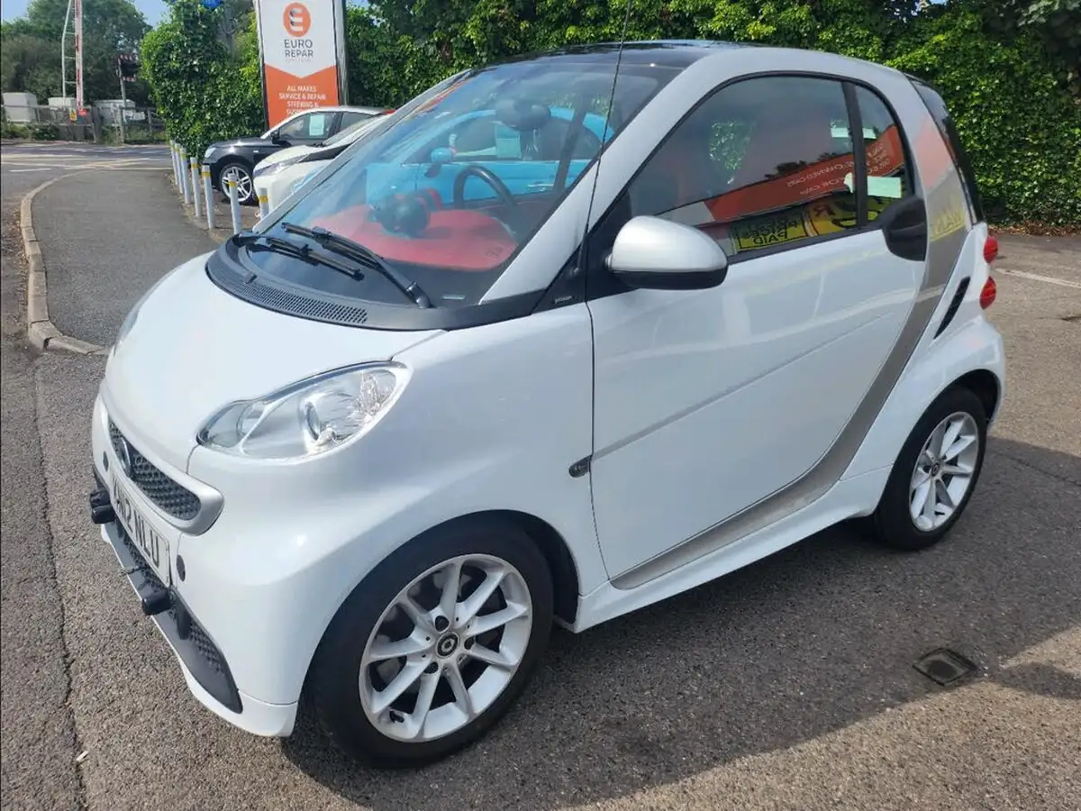 2012-smart-fortwo-10-passion-71bhp-coupe-softouch-big-20
